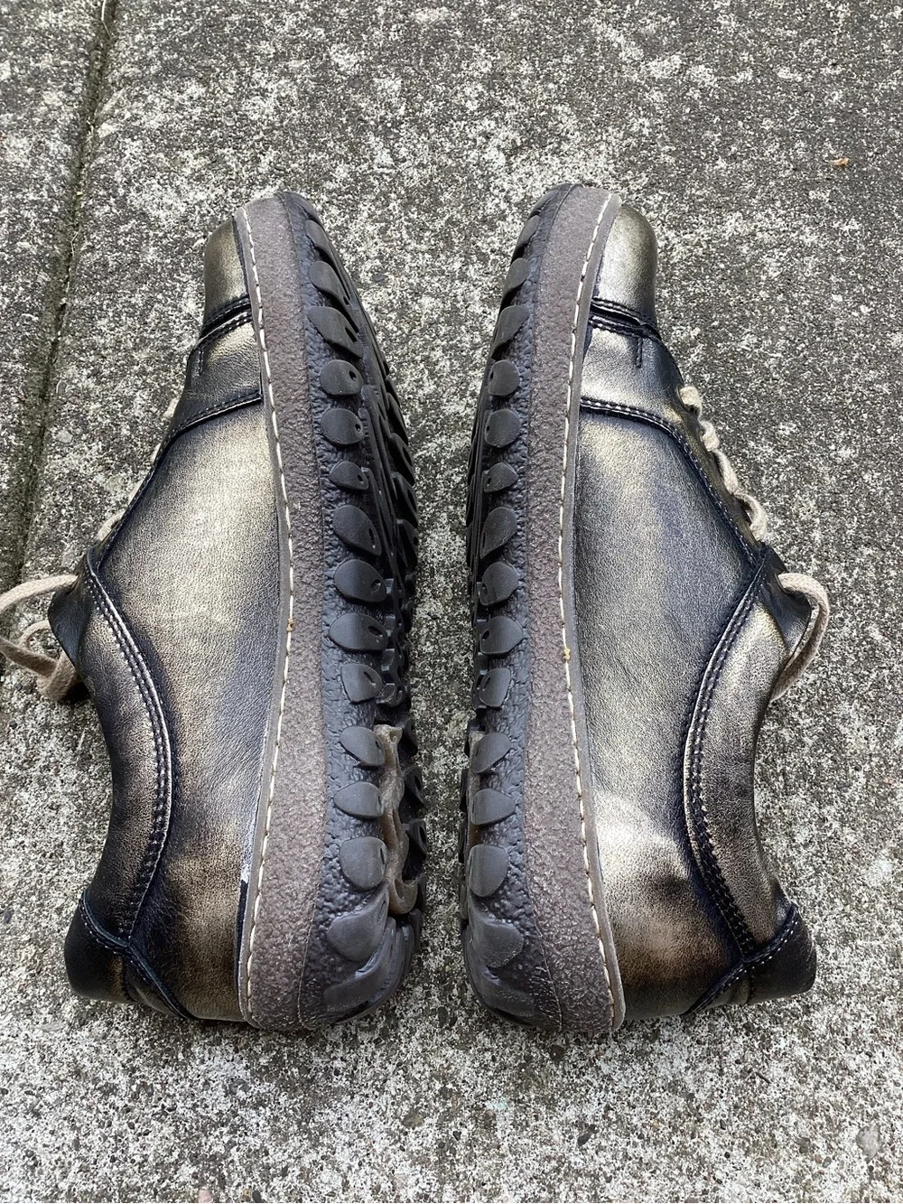 V‎ Italia Genuine Leather Bronze Metallic Comfort Walking Shoes EU 39 US 8.5